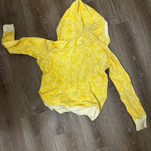 Beautiful Yellow Jacket - Picture 2 of 2